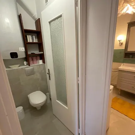 Appartement T3 69 M2 Small Secure Parking, Old Town Entrance Annecy